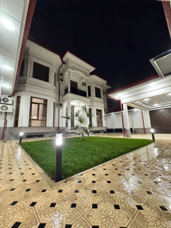 Отель Emirate Plaza