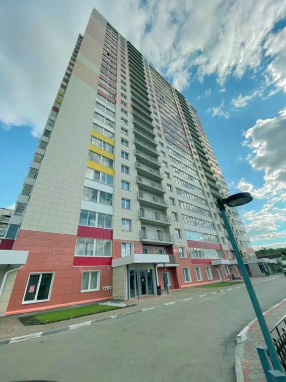 Квартира Красивая в Новoм Домe