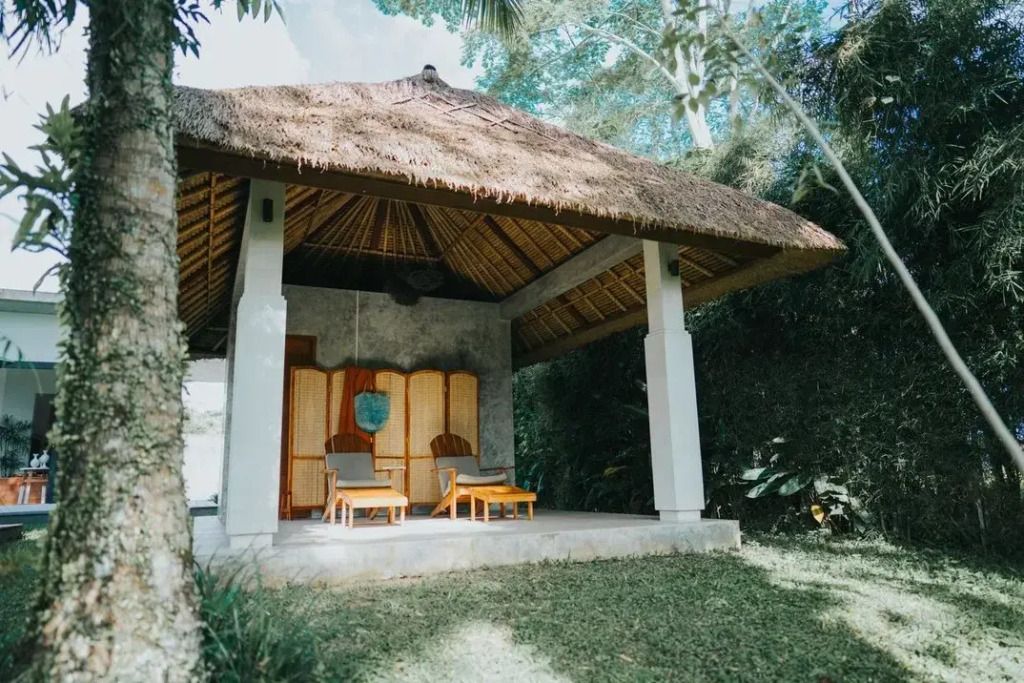 Вилла Новая, вид на тропики, огромный бассейн, Akia Ubud