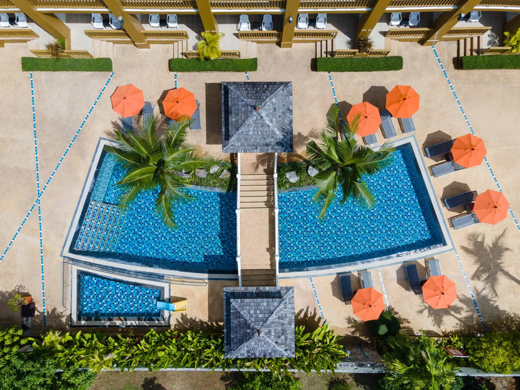 Kata Sea Breeze Resort - SHA Plus
