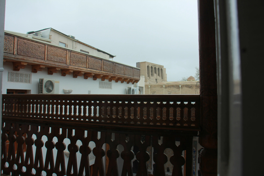 Sukhrob Barzu Hotel