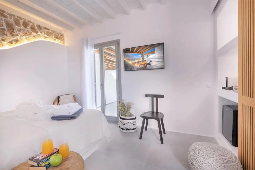 Legendary Suites Hotel