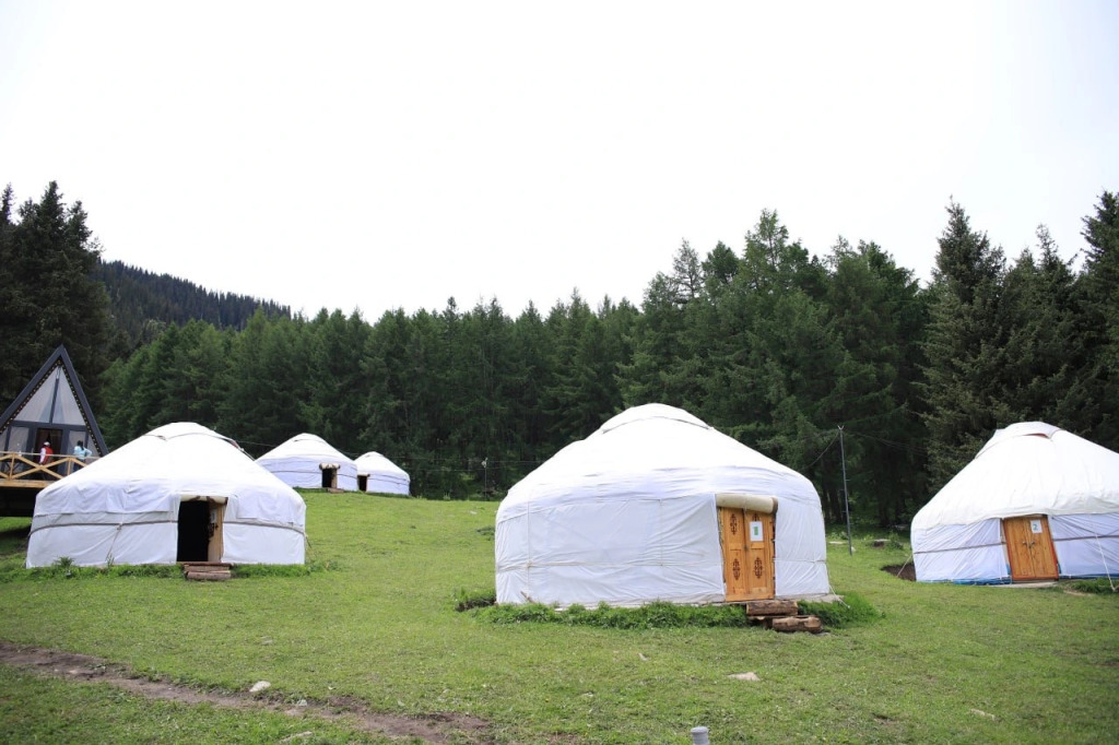 Guest house Zhyluu Suu