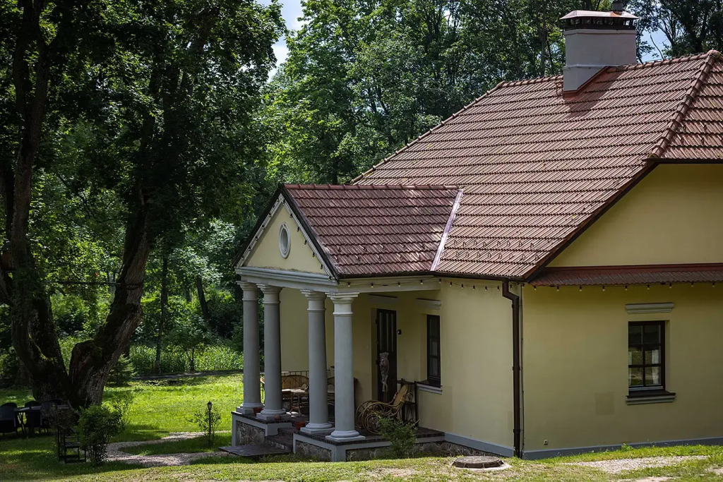 Agrousadyba Kraski Fligel Villa