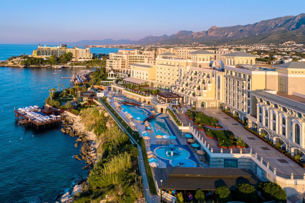 Отель Merit Royal Premium Casino & SPA