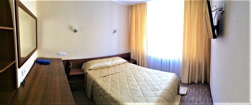 Hotel Ural