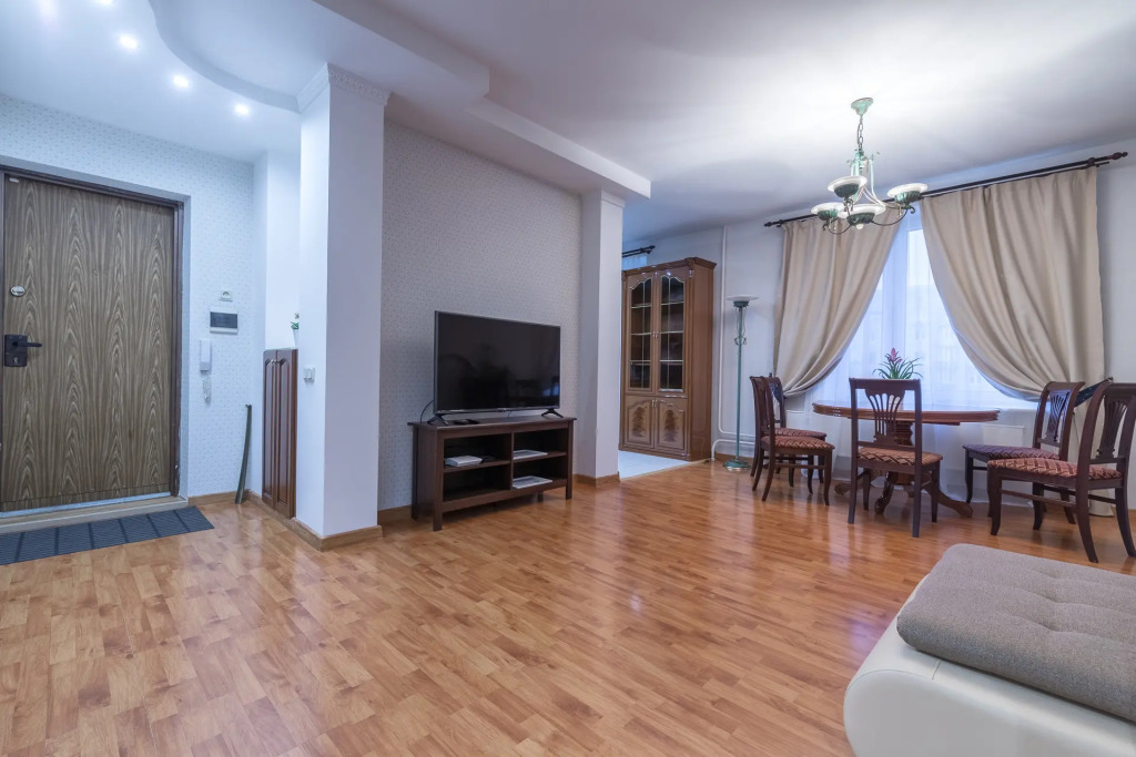 Квартира на Смоленской Улице 7