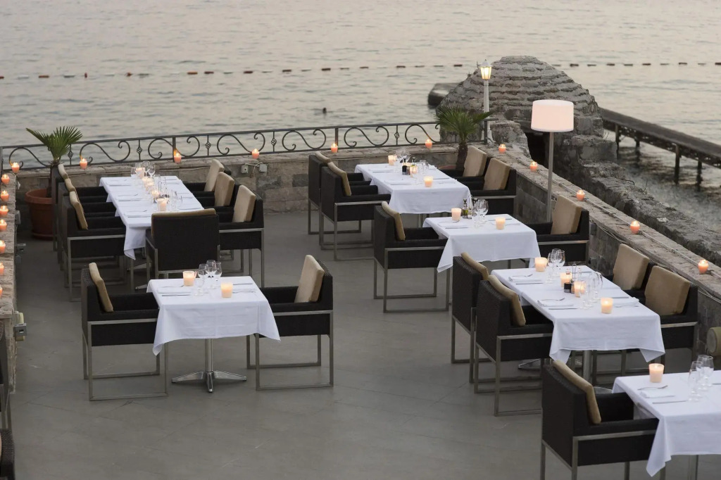 Отель Astoria  Budva - Montenegro