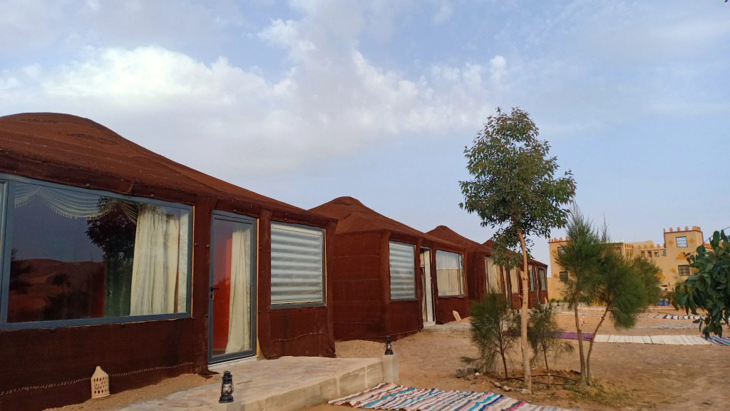 Кемпинг Yakout Merzoga Luxury Camp