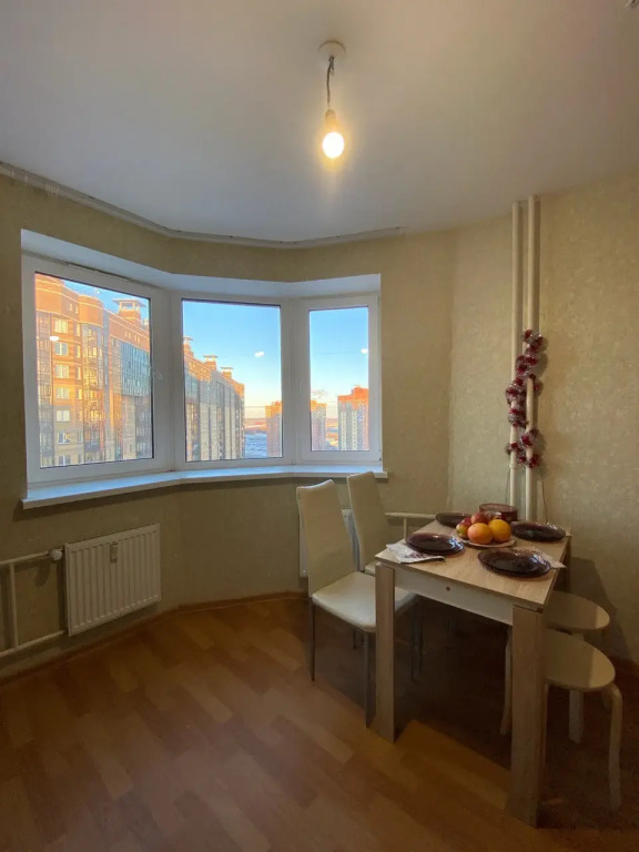 Квартира 2ккв у метро Парнас