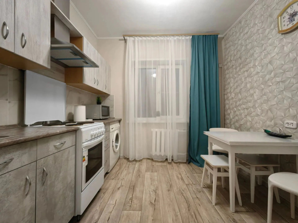 Квартира Like Home Просторная светлая двушка рядом с заводом Звёздочка