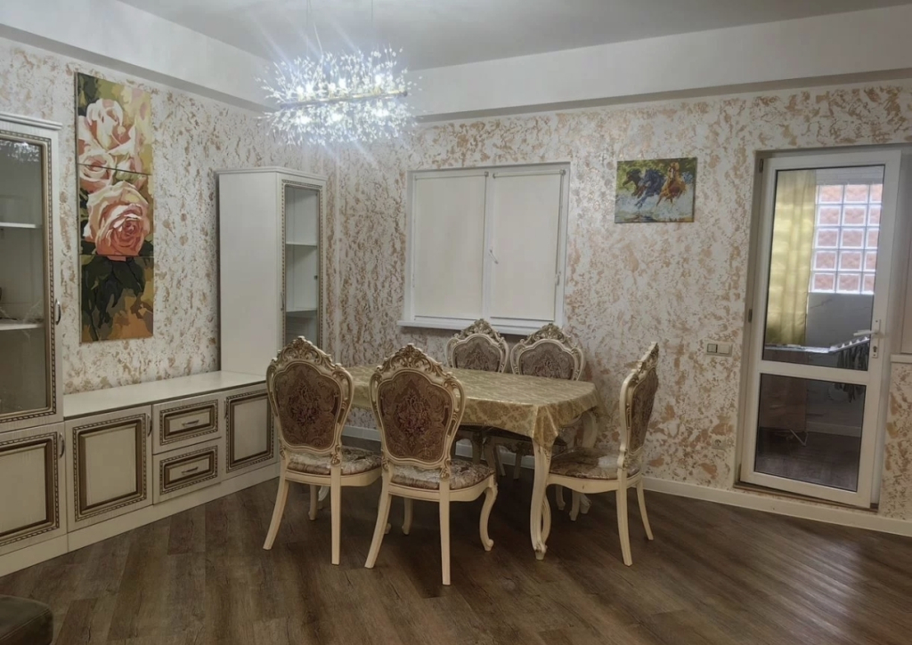 Квартира Двухкомнатная С Хорошим Ремонтом