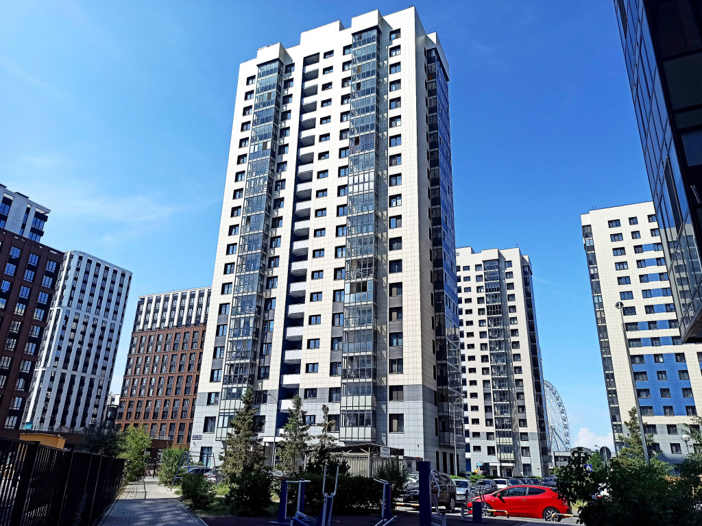 Квартира с Панорамным Видом с 19 Этажа у Аквапарка