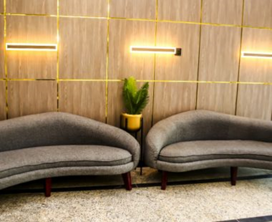 Отель Abiis Suites