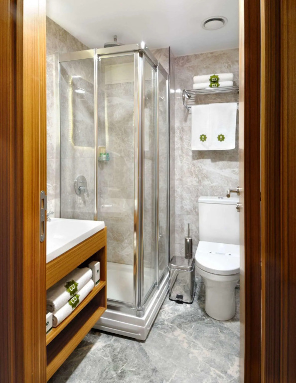 Bizim Hotel