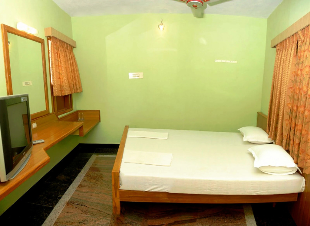 Vinodhara Guest House