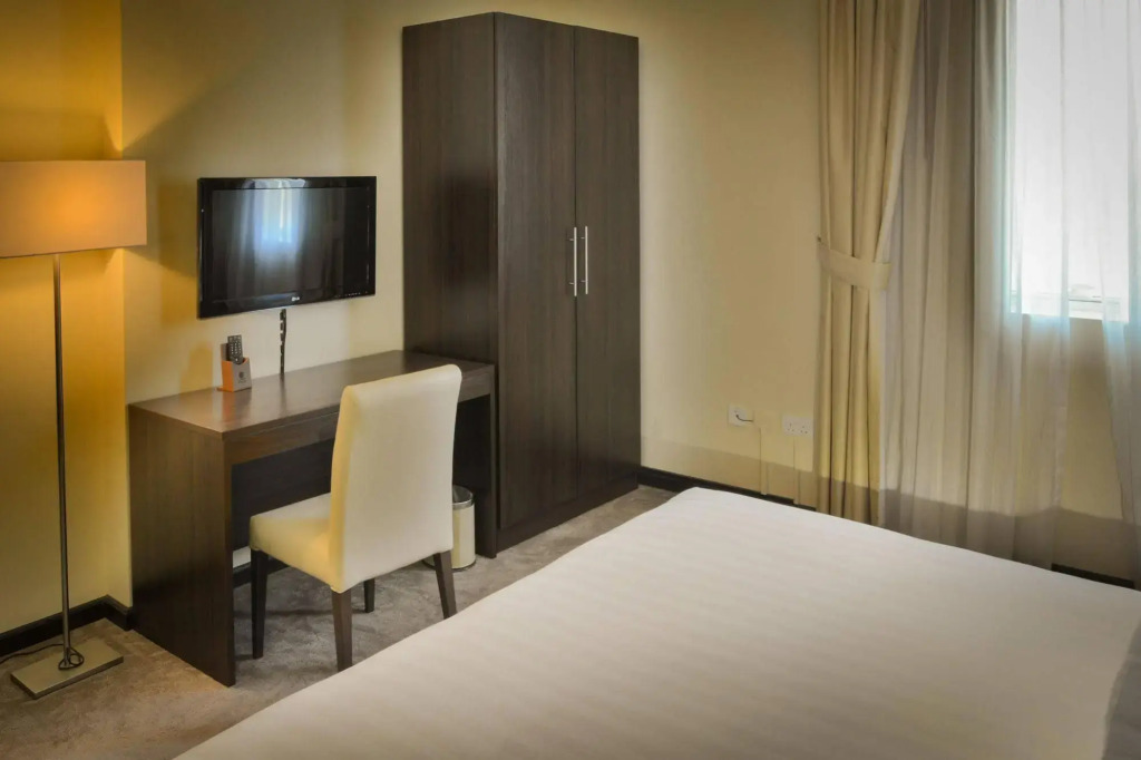 Golden Ocean Hotel