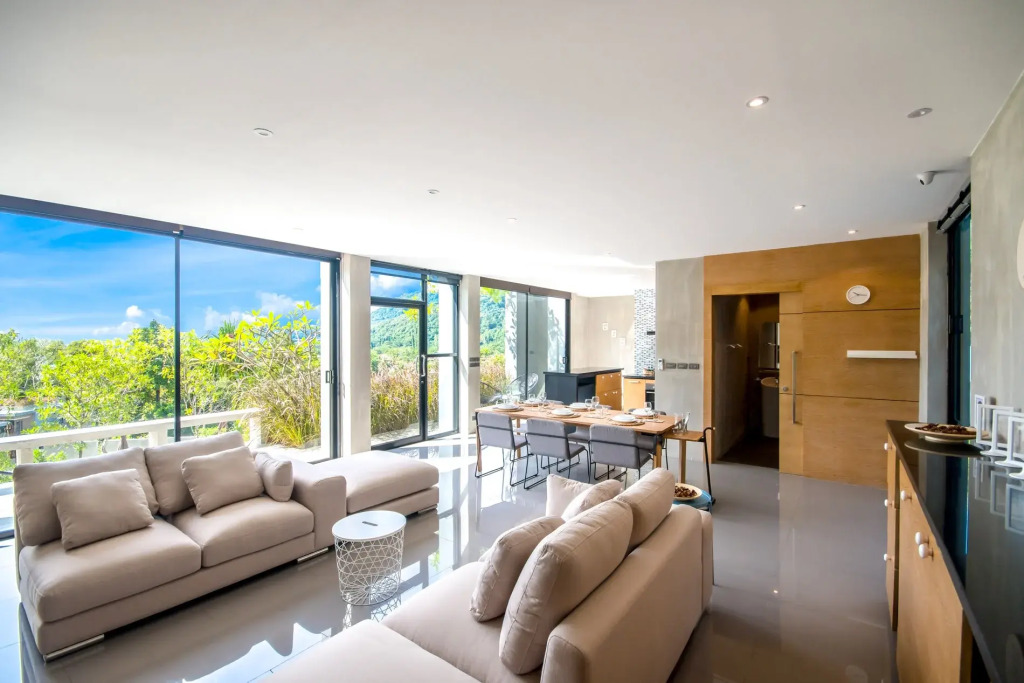 Вилла Modern Property nearby Kamala beach with Pool