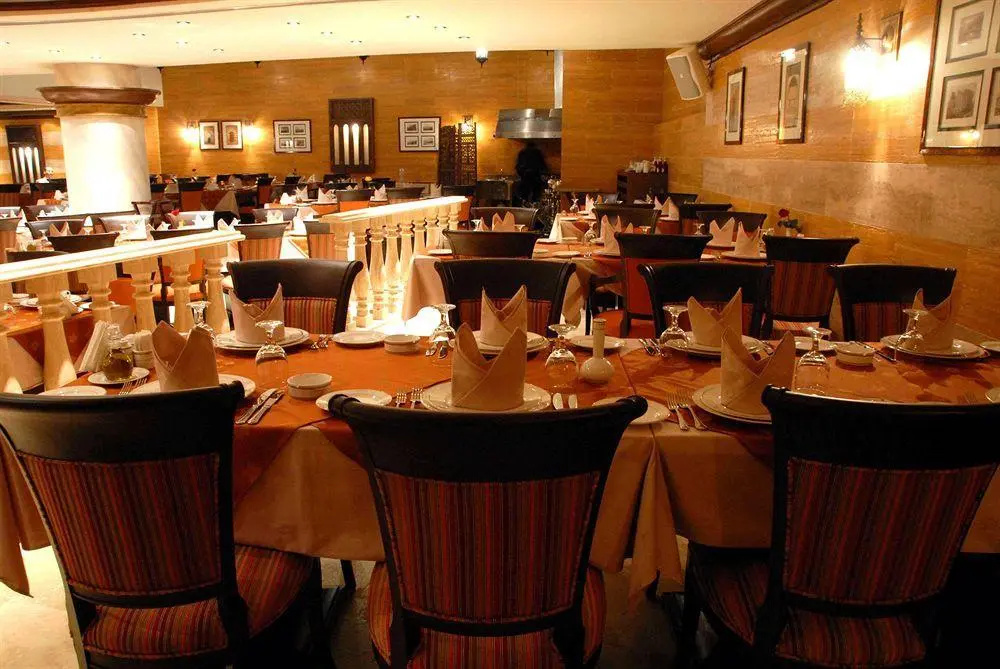 Ascot Hotel