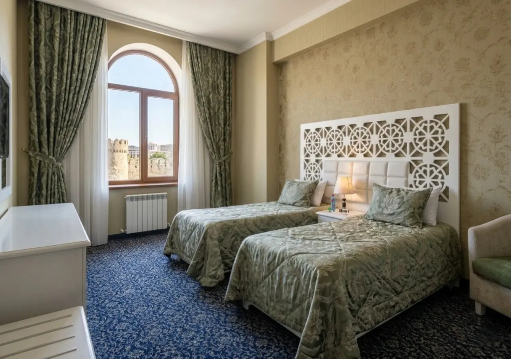 Отель Seven Palace