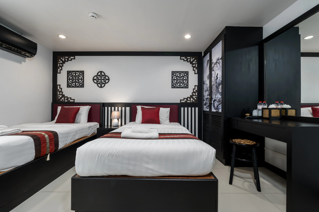Sunray Beach Hotel Patong