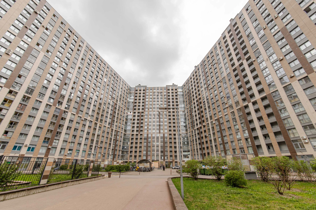 Квартира Видовая Трёхкомнатная Возле Метро