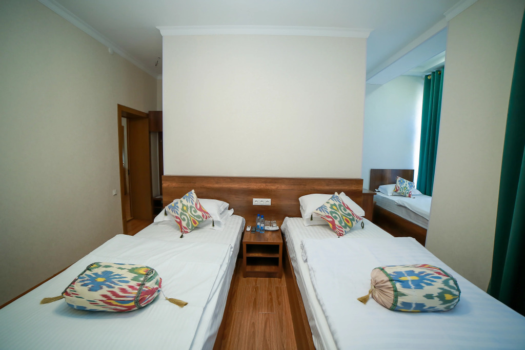 Rayhon Hotel
