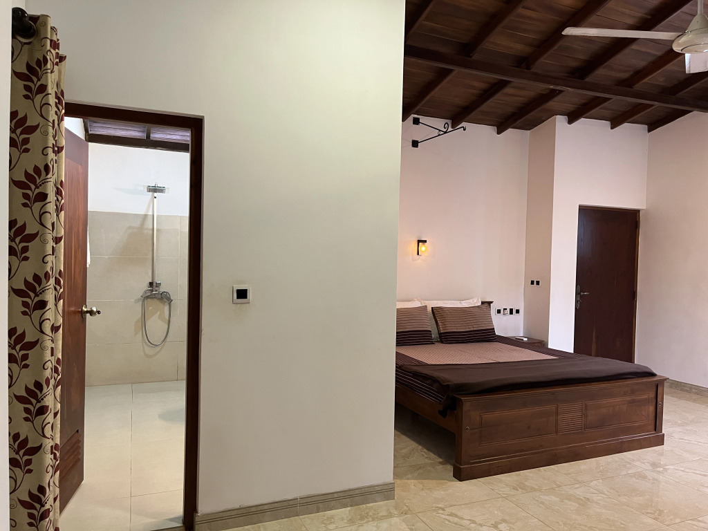 Villa Dinoos- Weligama