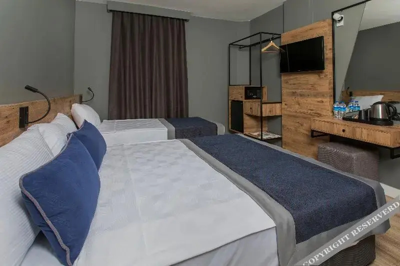 Pure Blanche Hotel