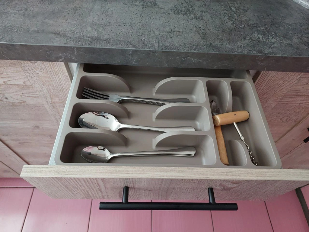 Sovremennaya Studiya V Tsentre Yaroslavlya Flat
