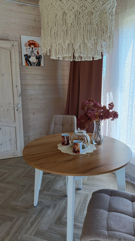 Частный дом картинка рядом с лесом