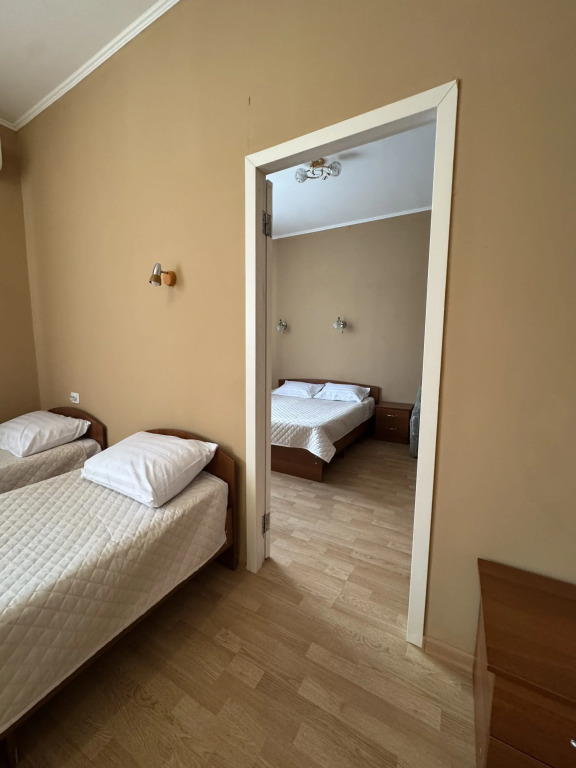 Меблированные комнаты на Коллективной