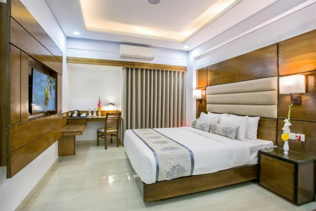 White Palace Hotel