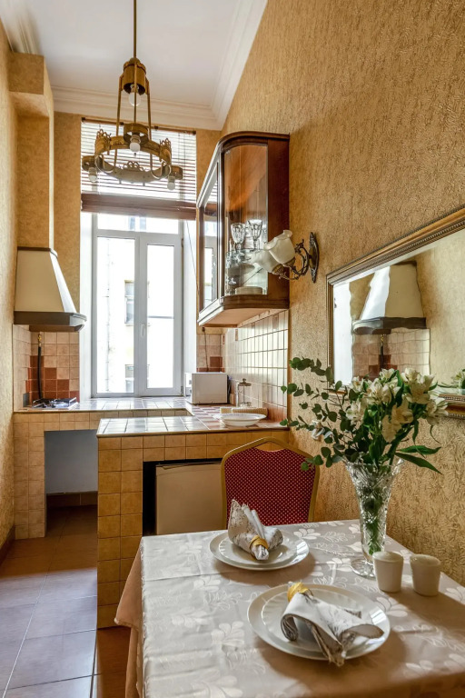 Апартаменты RentDaySpb- в историческом центре Санкт-Петербурга в доме архитектора И.Е.Старова 1882 г. постройки