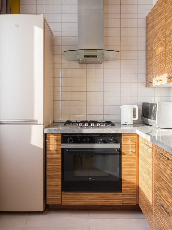 Sredi Usadeb U Chistykh Prudov Flat