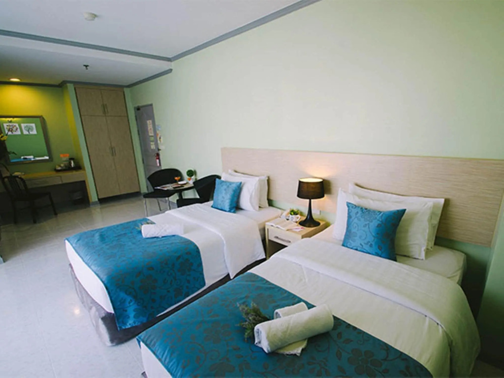 Thipurai City Hotel