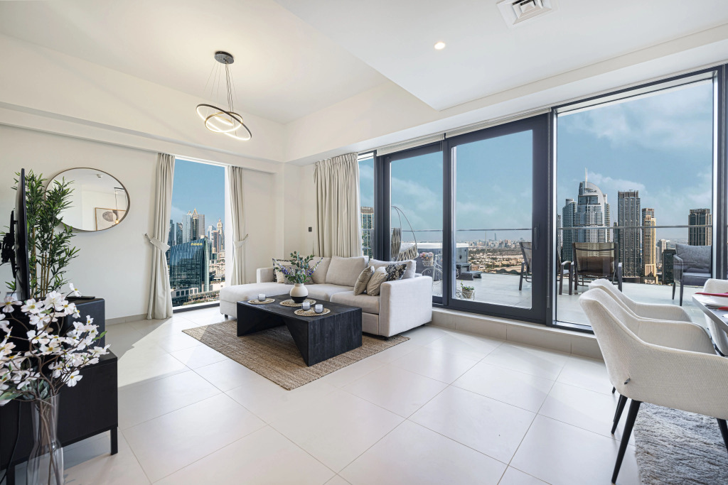 Апартаменты Private Terrace with Hot Tub Burj and Fountain View 2BR