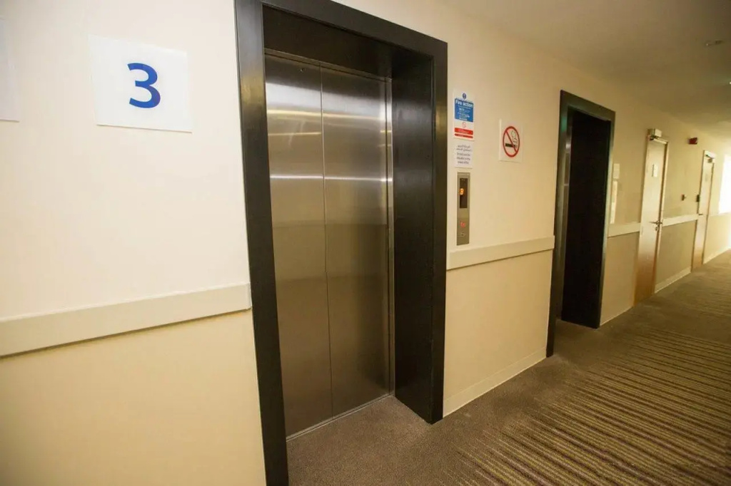 Holiday Inn Express Dubai Airport by IHG