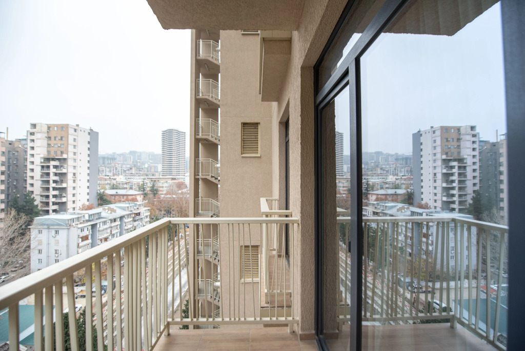Apartments in a Well-Maintained Complex with a Dishwasher