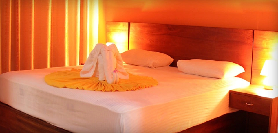 Airport Villa