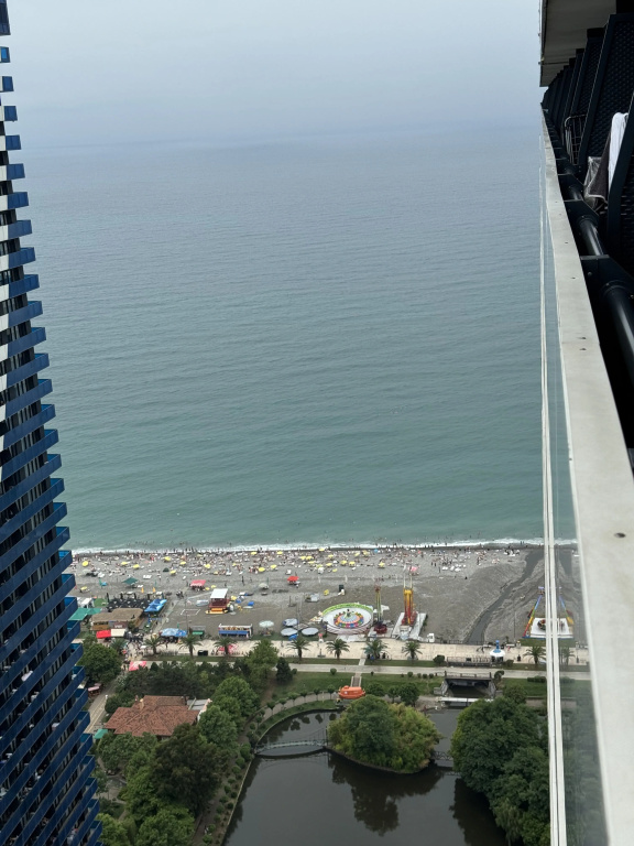 HOTEL CITY and SEA VIEW