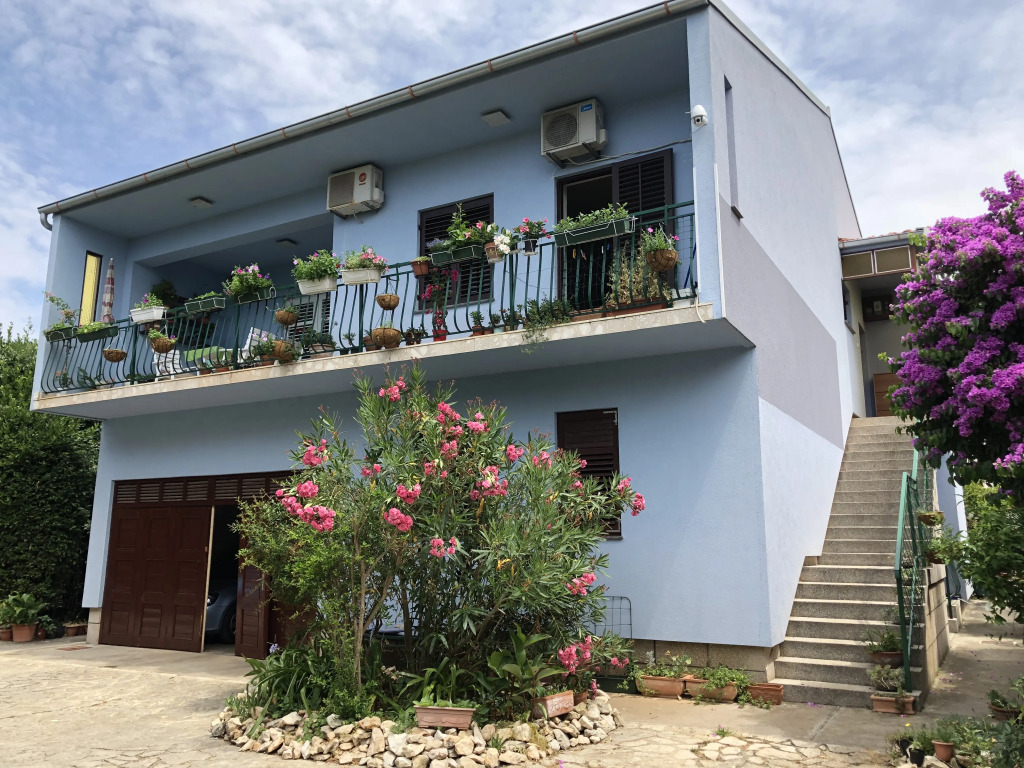 Апартаменты in Villa Big garden Private pool Sea close