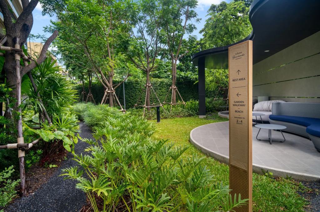 Laguna Beachside Residences Building 2 by Banyan Living