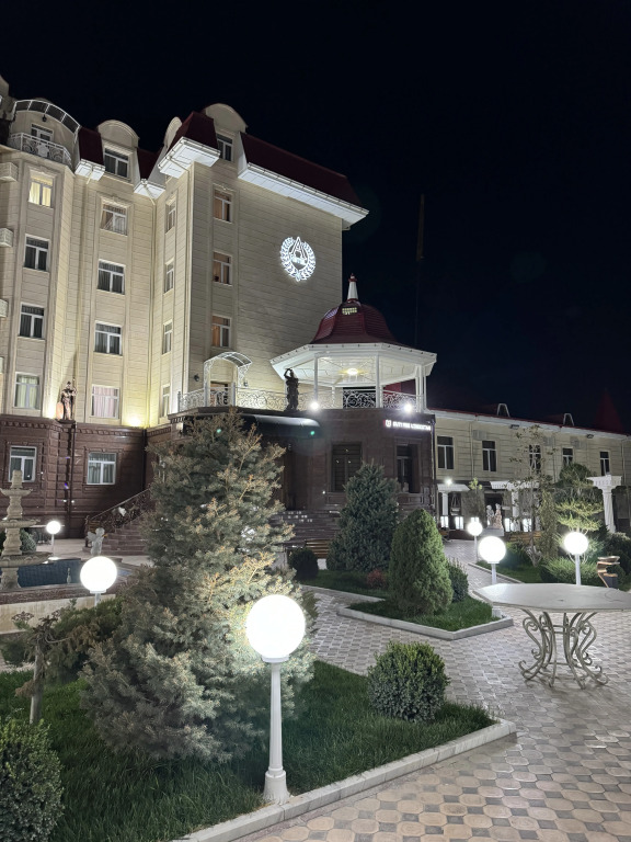 Alexander Hotel