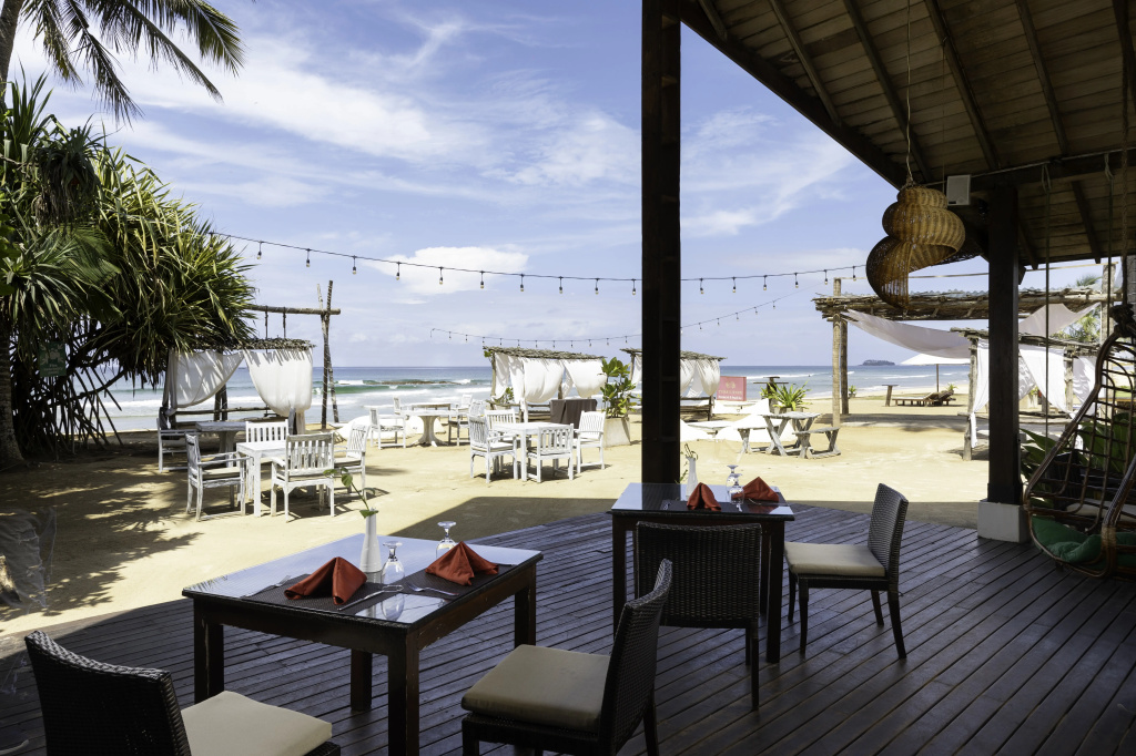 EKHO Surf Bentota