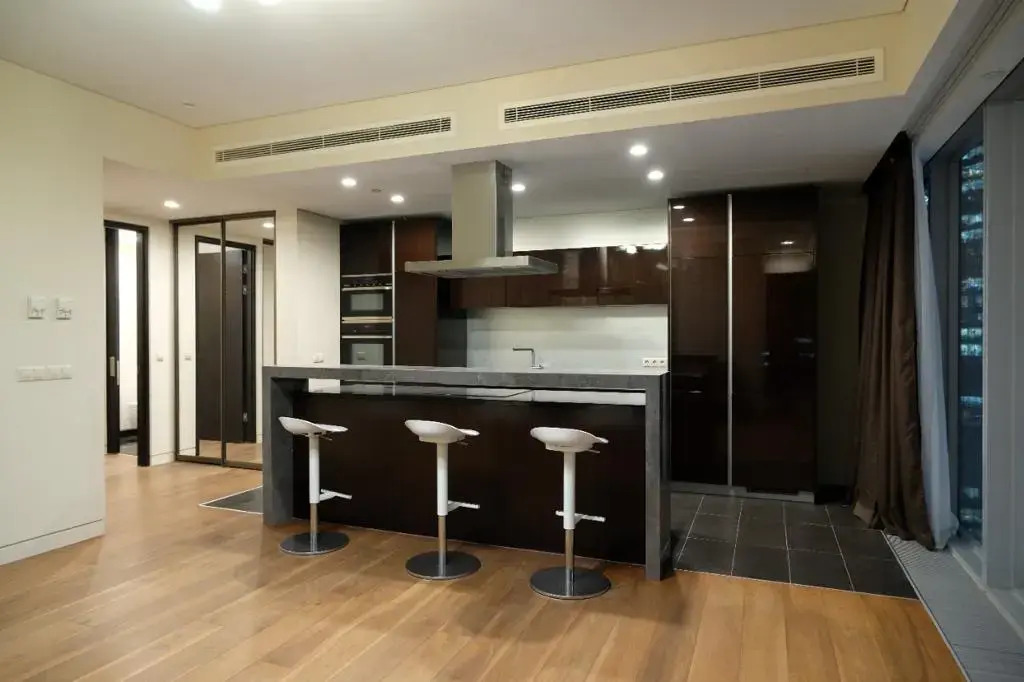 V Bashne Oko Apartments