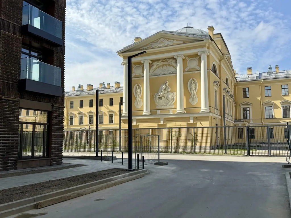 Квартира двухкомнатная в Адмиралтейском районе