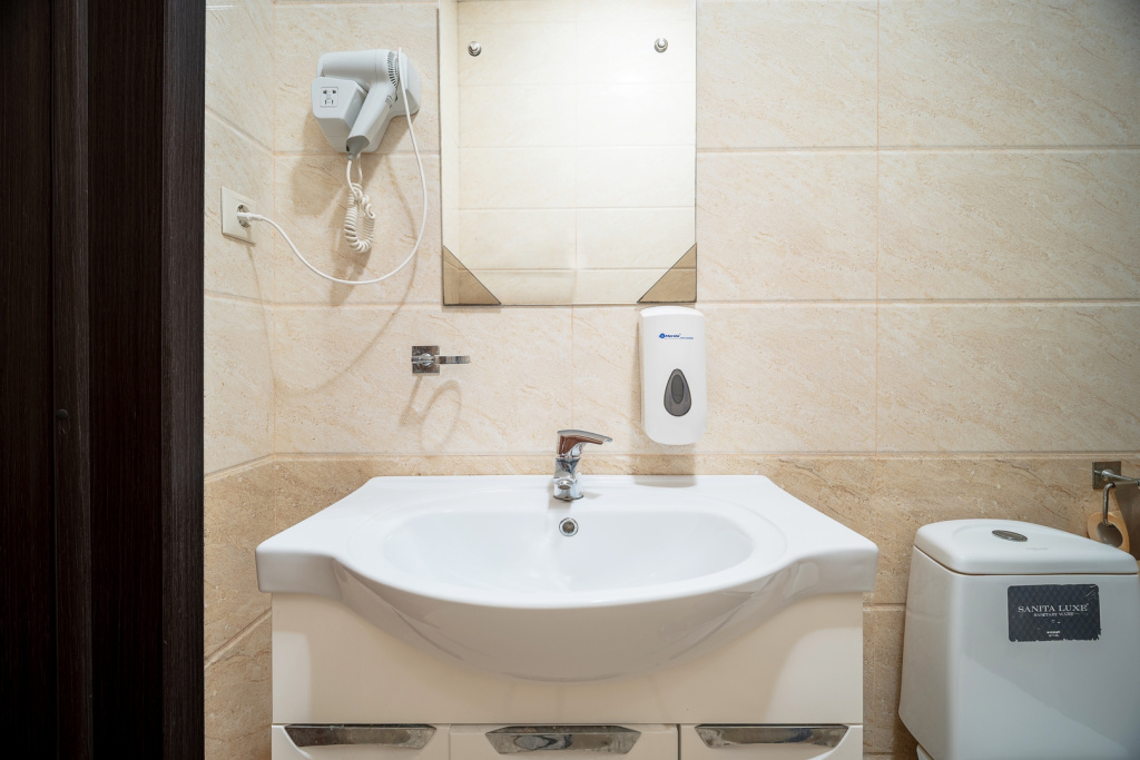 Отель Mari Inn