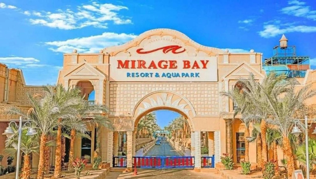 Hostgool Beach Chalets Mirage bay resort & aqua park