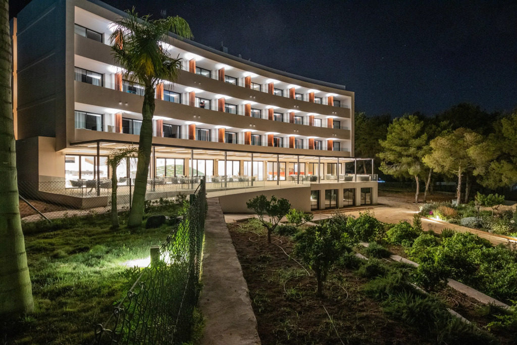 Отель SERAWA Moraira